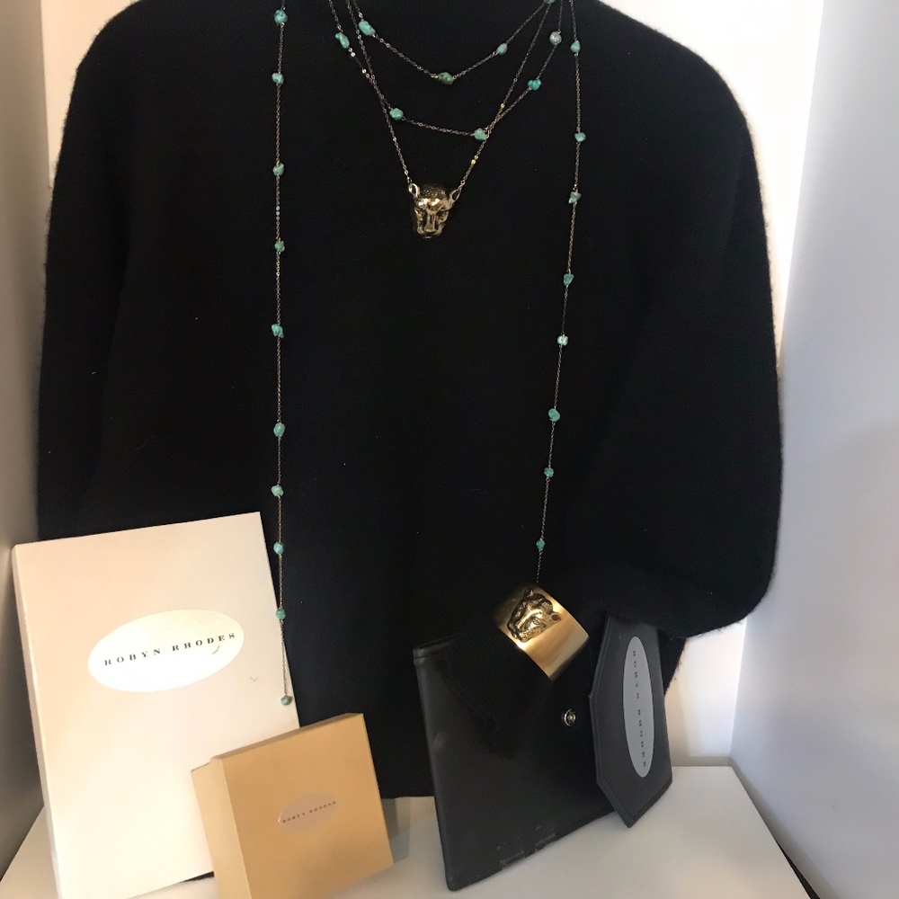 Robyn Rhodes Cougar One Of A Kind Turquoise and Pe